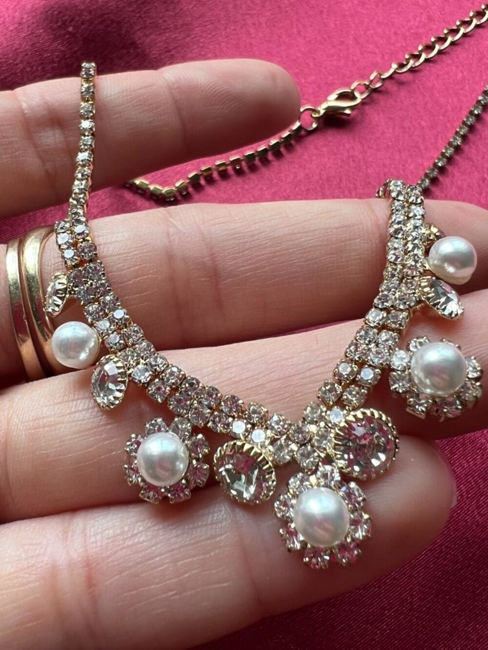 3 Piece Rhinestone Jewelry Set - Picture 2 of 8